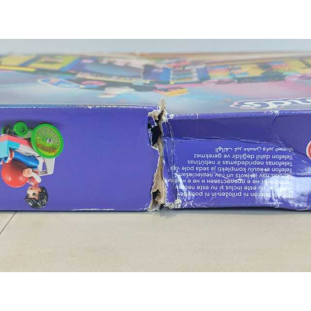 Конструктор LEGO Friends Roller Disco Arcade 41708 Конструктор LEGO Friends Roller Disco Arcade 41708