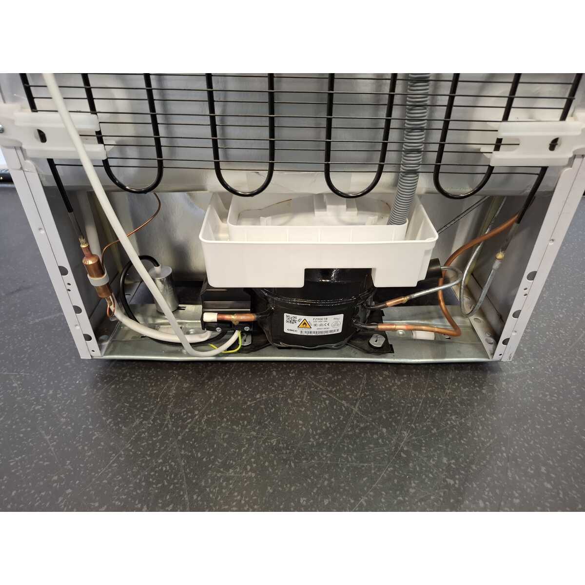 Холодильник Beko B1RCSK332W, белый