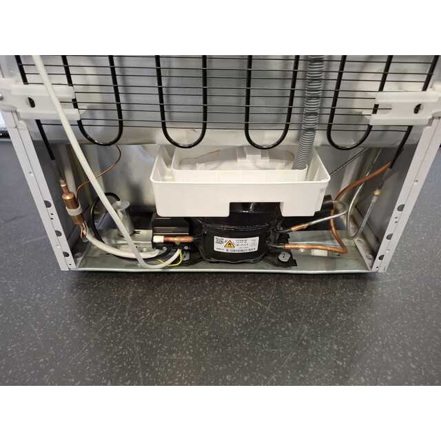 Холодильник Beko B1RCSK332W, белый