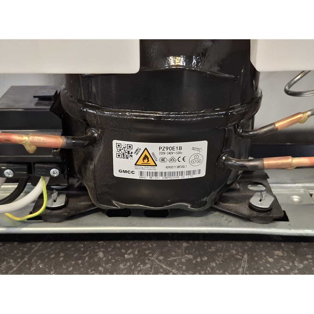Холодильник Beko B1RCSK332W, белый