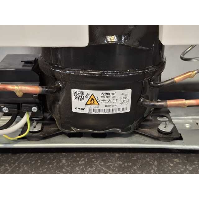 Холодильник Beko B1RCSK332W, белый