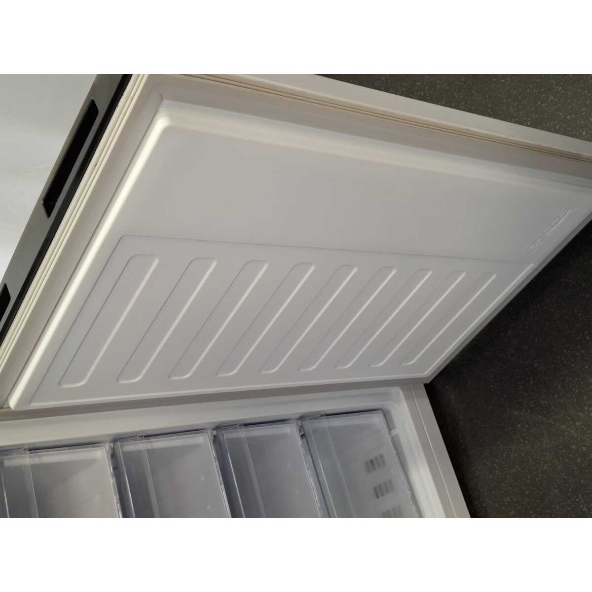 Холодильник Beko B1RCSK332W, белый