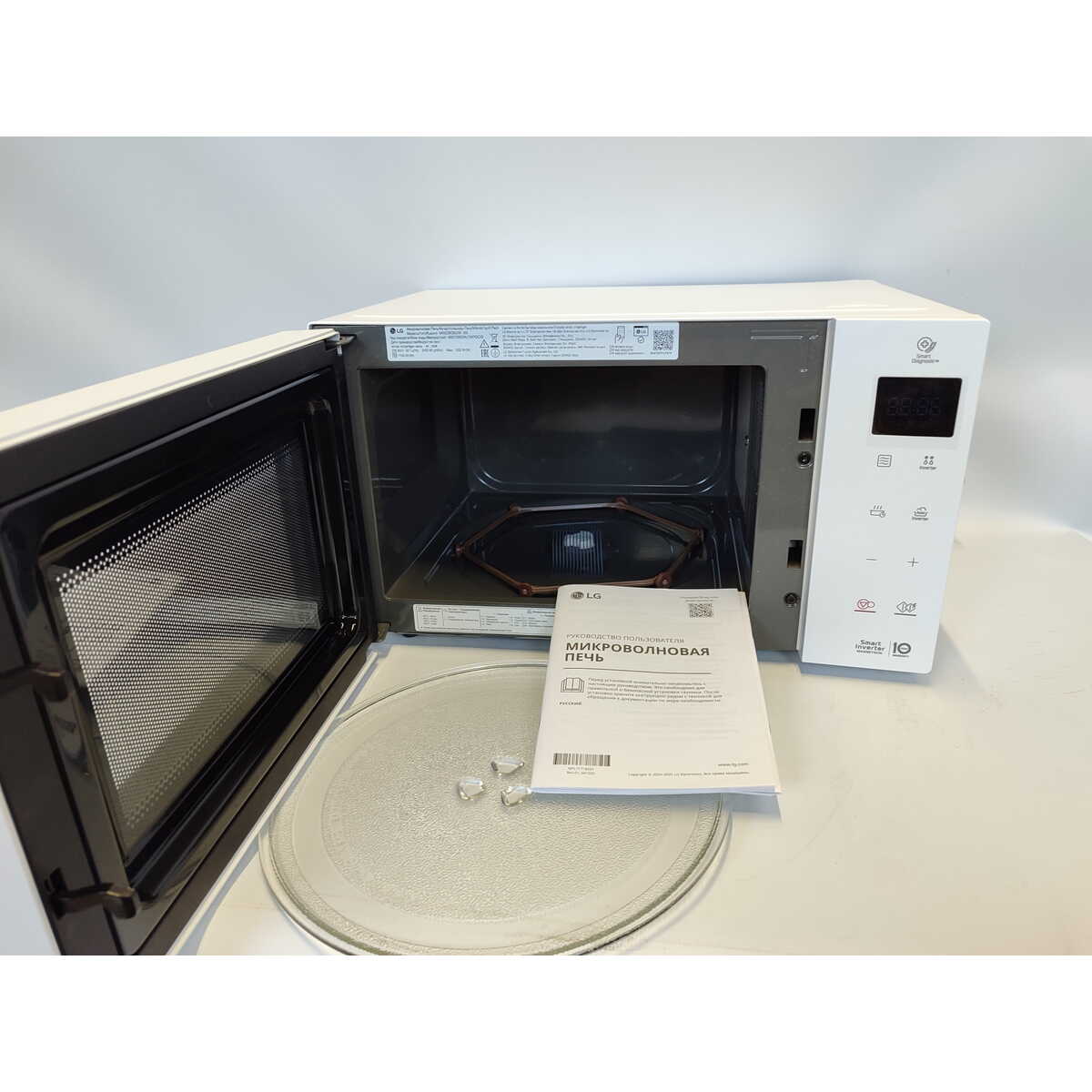 Микроволновая печь LG MW23R35GIH, белый