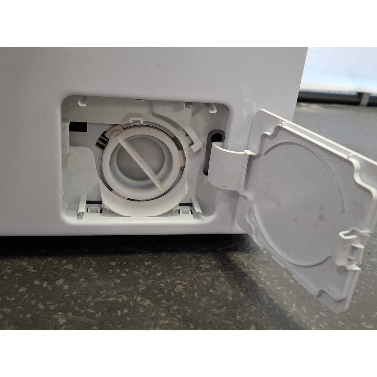 Стиральная машина Beko WSPE6H612W, белый