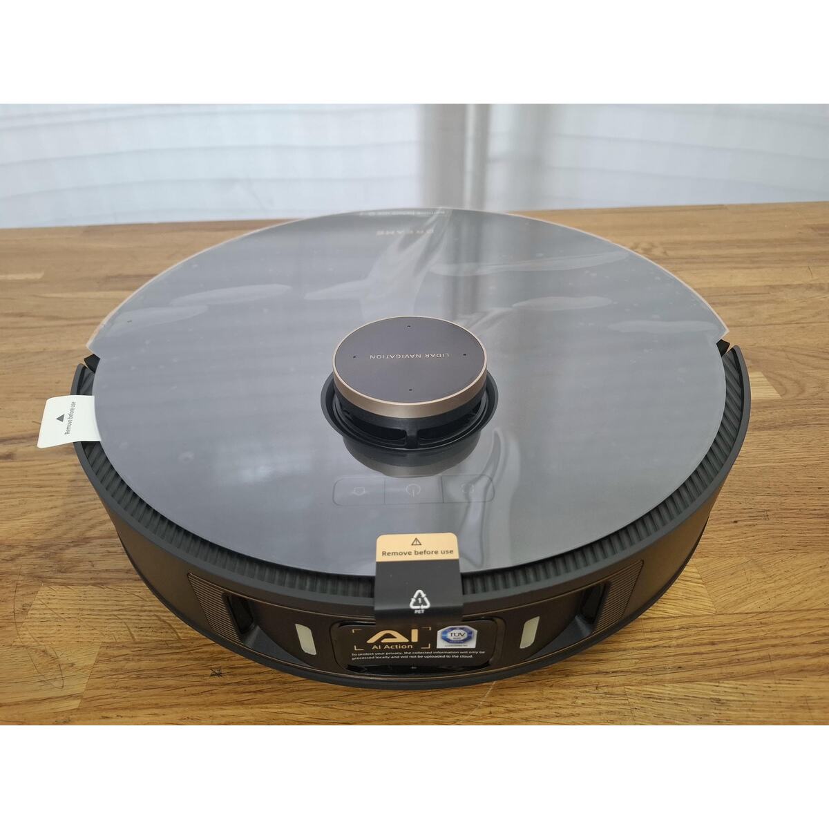 Робот-пылесос DreameBot Robot Vacuum and Mop L30 Ultra с зарядной станцией, черный