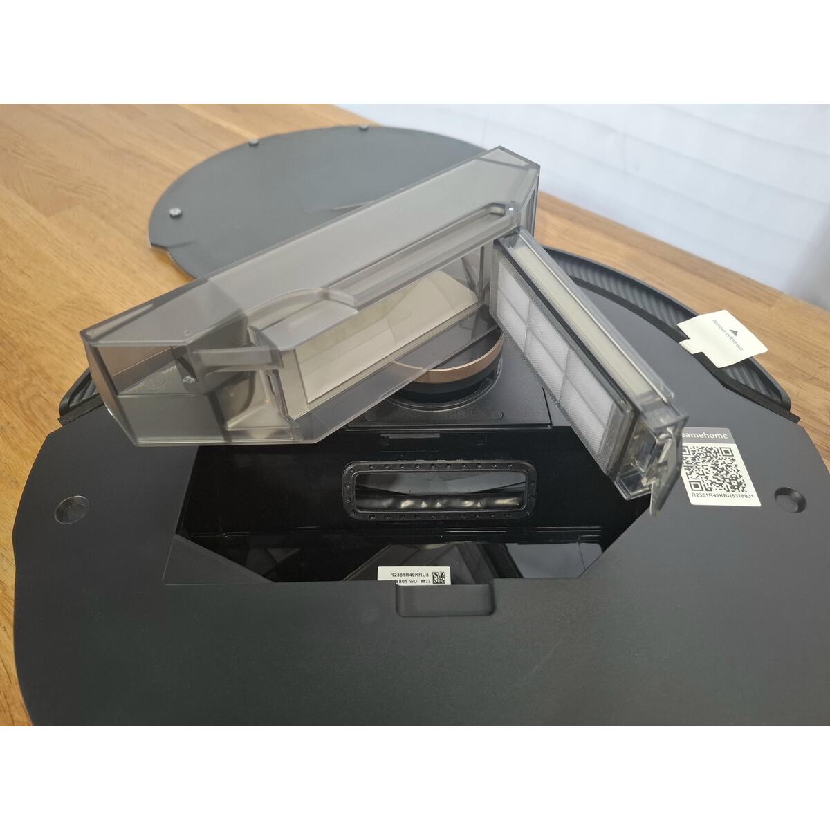 Робот-пылесос DreameBot Robot Vacuum and Mop L30 Ultra с зарядной станцией, черный