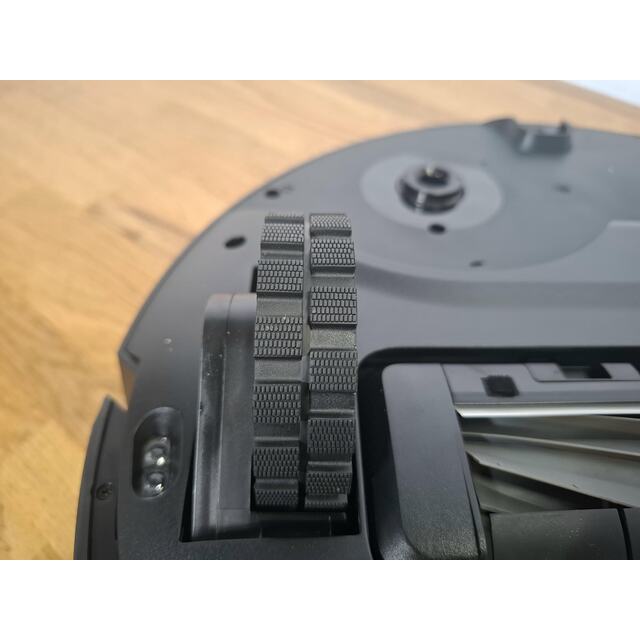 Робот-пылесос DreameBot Robot Vacuum and Mop L30 Ultra с зарядной станцией, черный