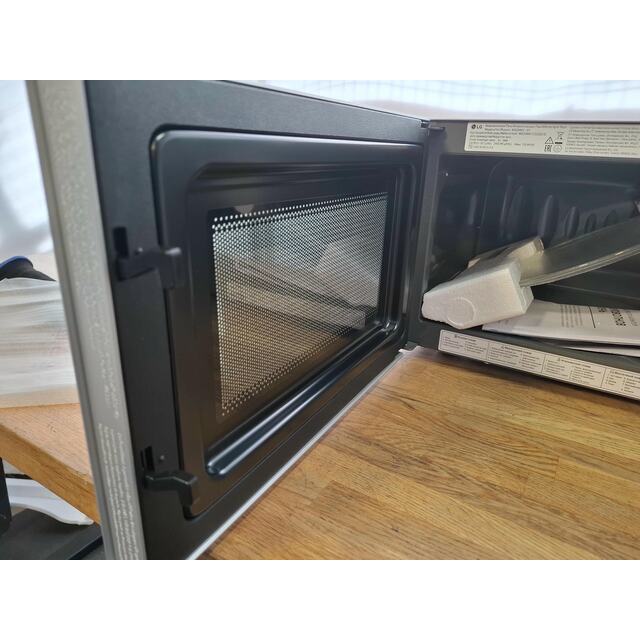 Микроволновая печь LG MS2044V (Цвет: Silver) Микроволновая печь LG MS2044V (Цвет: Silver)