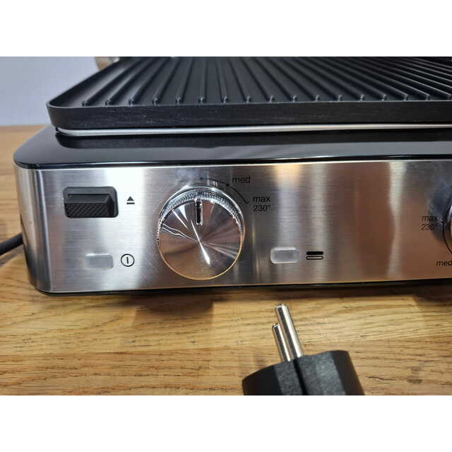Электрогриль Braun CG7010 (Цвет: Silver / Black)