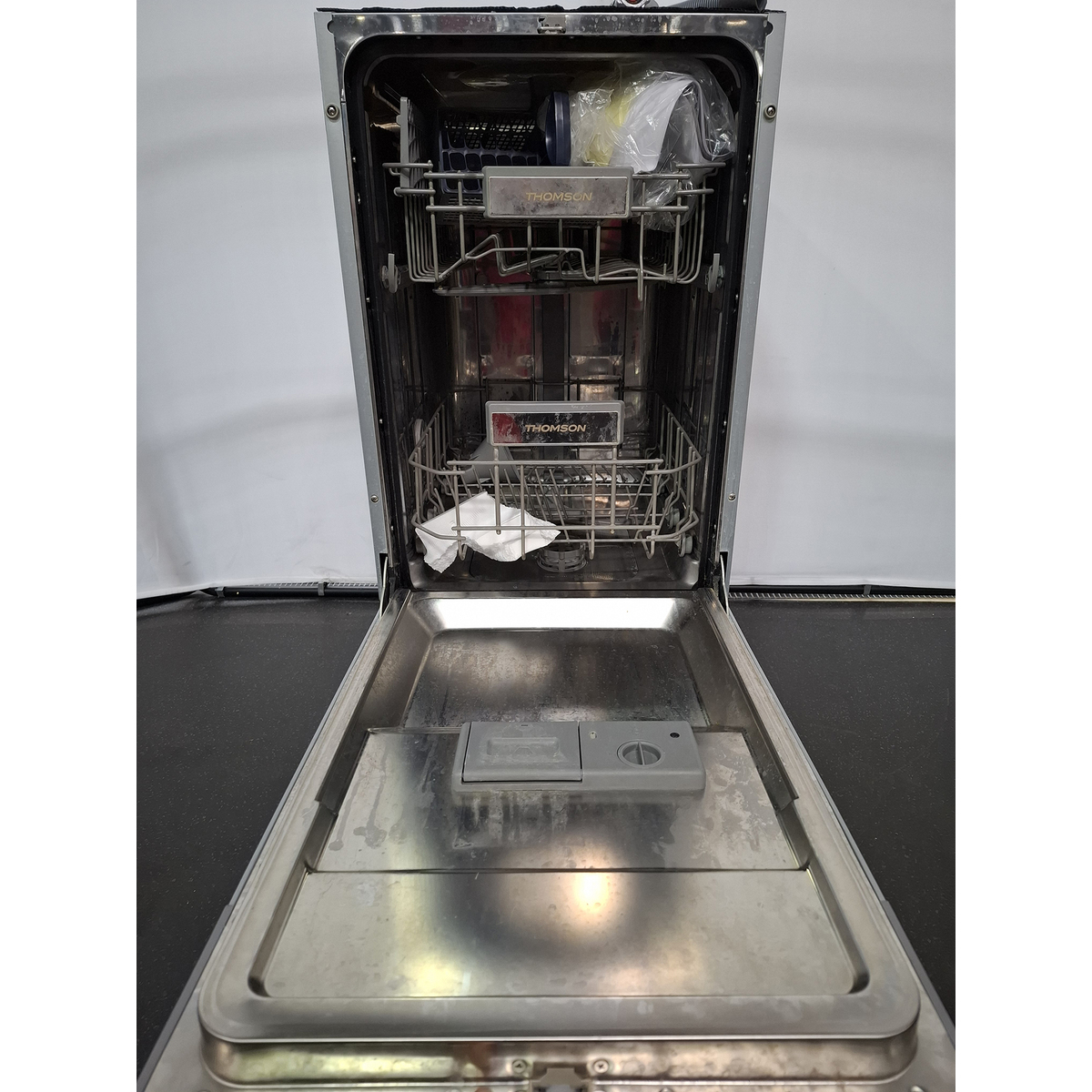 Посудомоечная машина Thomson DB30S52I01 (Цвет: Silver)