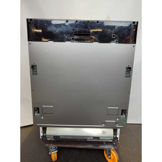 Посудомоечная машина Beko BDIN15532 (Цвет: Inox) Посудомоечная машина Beko BDIN15532 (Цвет: Inox)