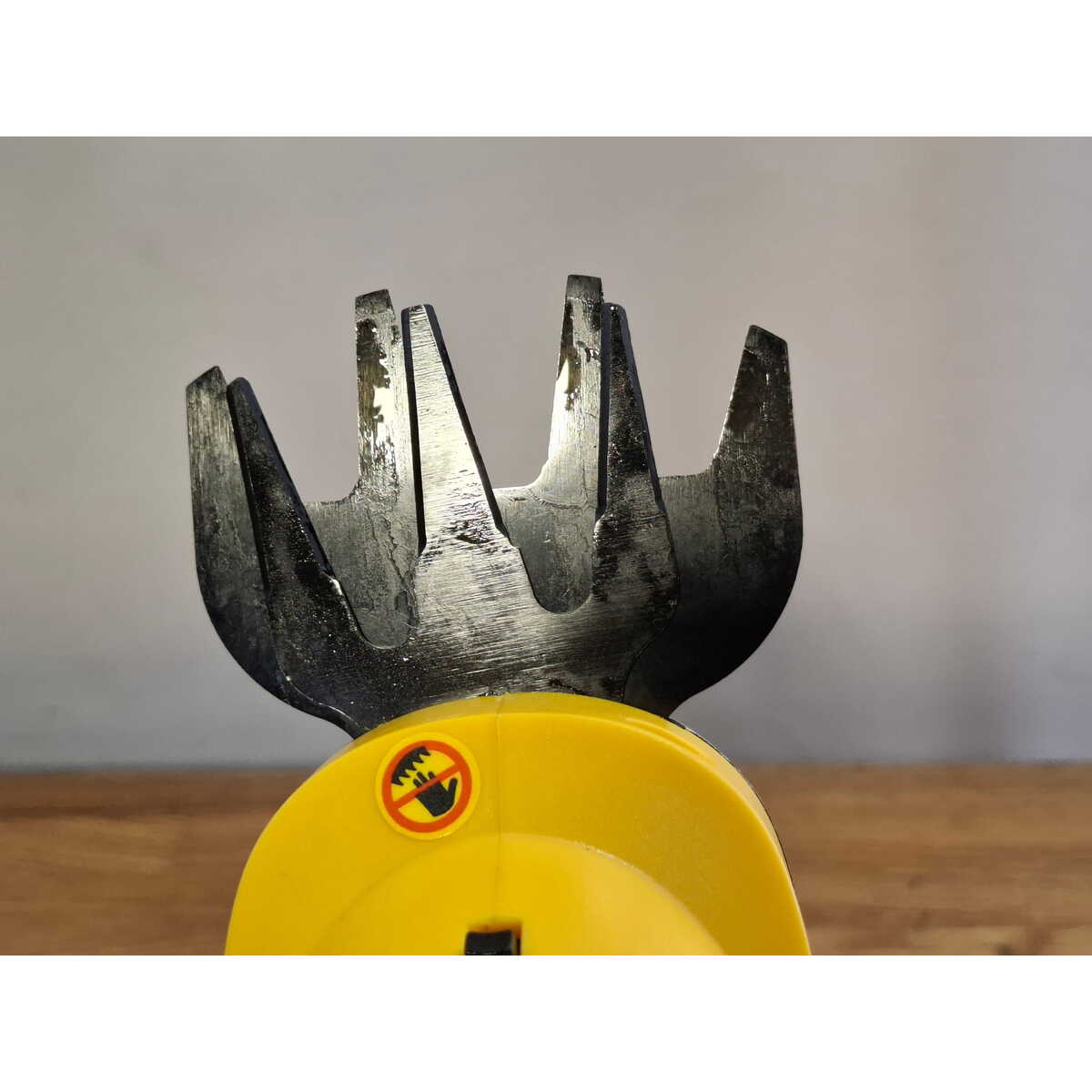 Кусторез/ножницы для травы Huter GET-120 MP (Цвет: Yellow)