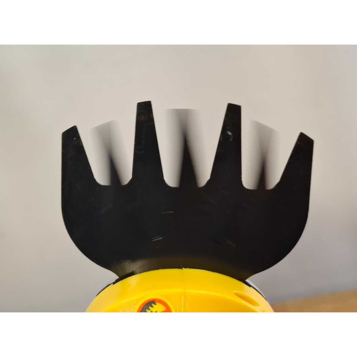 Кусторез/ножницы для травы Huter GET-120 MP (Цвет: Yellow)