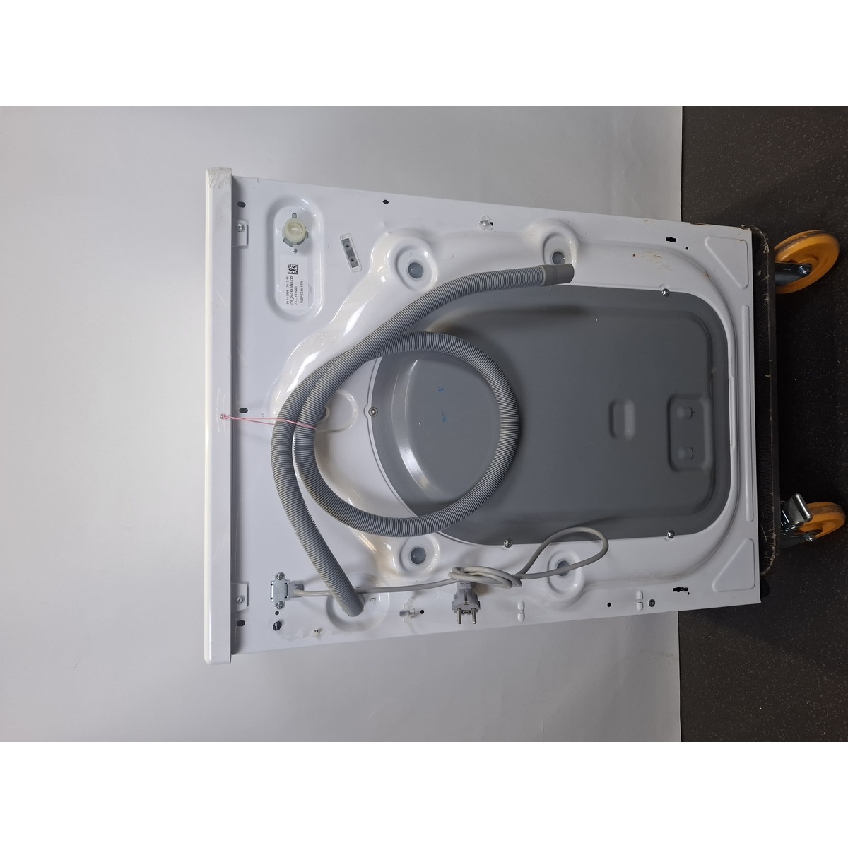 Стиральная машина Beko WSPE6H616W, белый