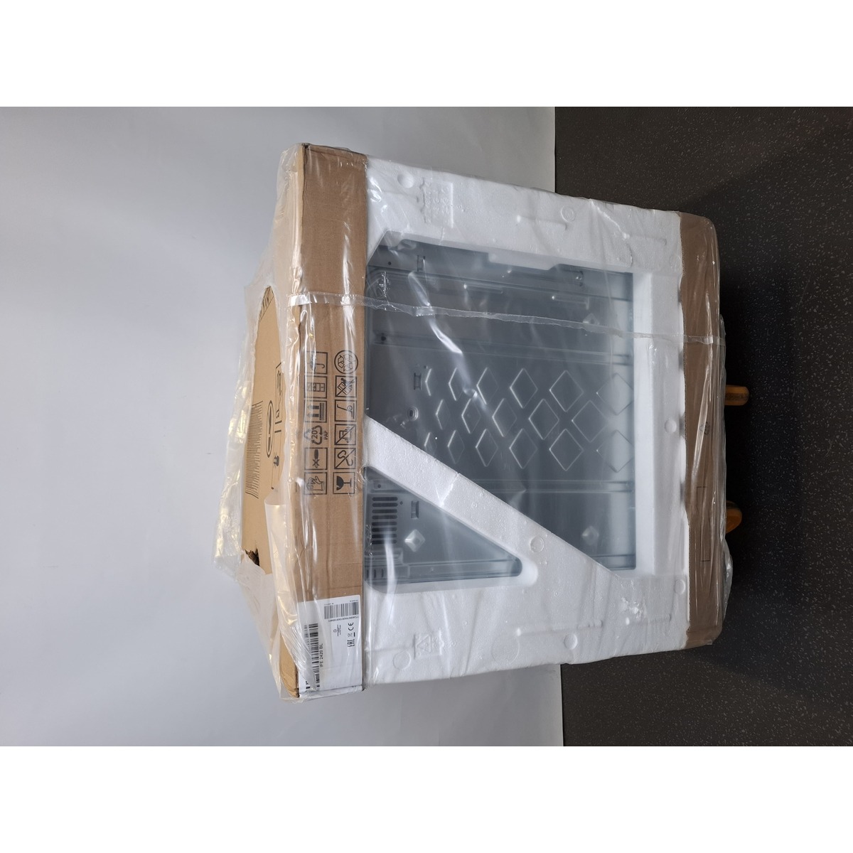 Духовой шкаф Indesit IFE 2420 BL, черный