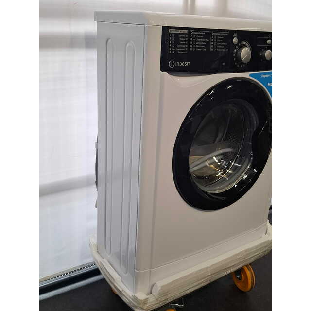 Стиральная машина Indesit EWUD 4105 BK CIS, белый