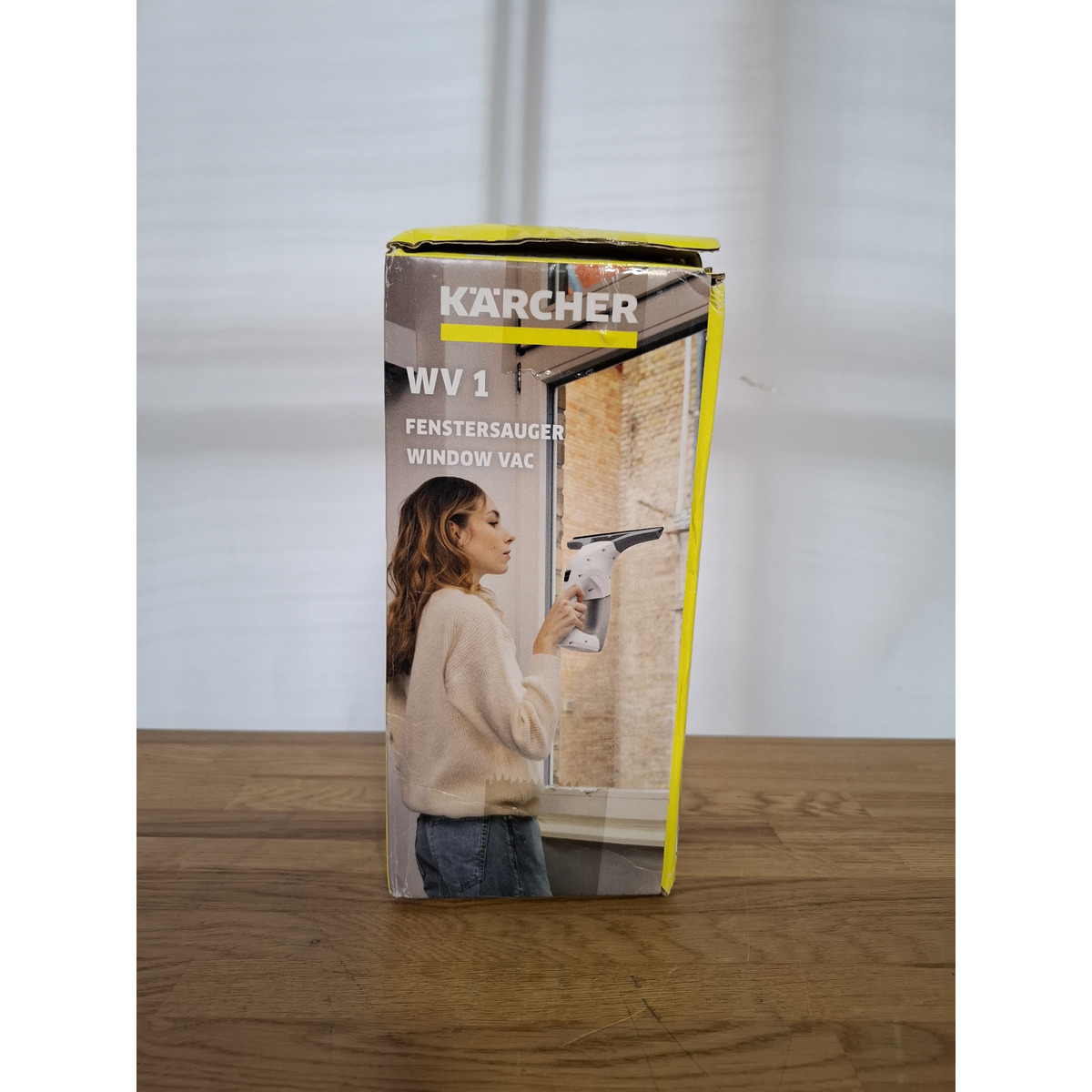 Стеклоочиститель Karcher WV 1, белый
