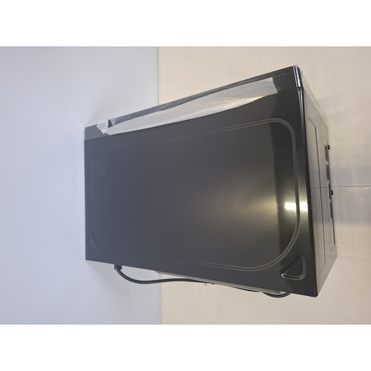 Микроволновая печь LG MS2042DB, черный