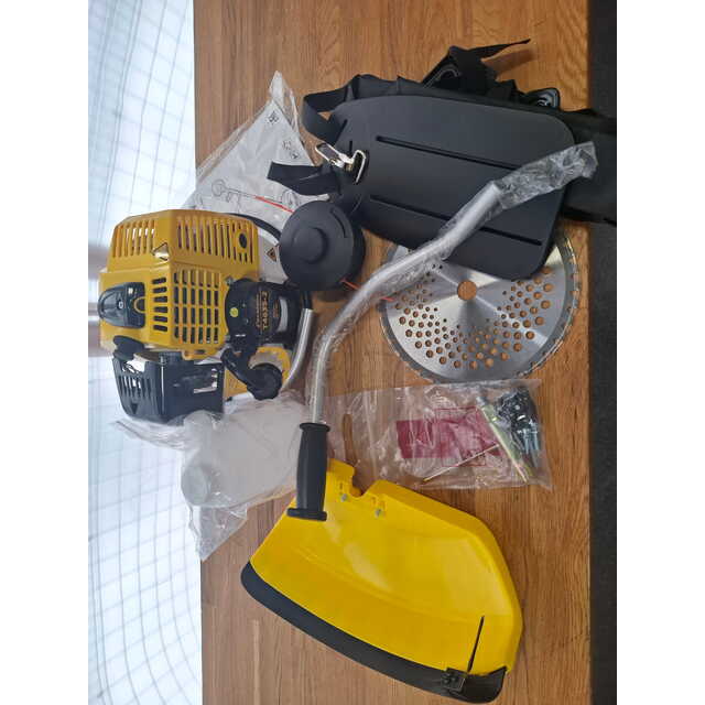 Триммер бензиновый Champion T463S-2 (2-коробки) (Цвет: Yellow)