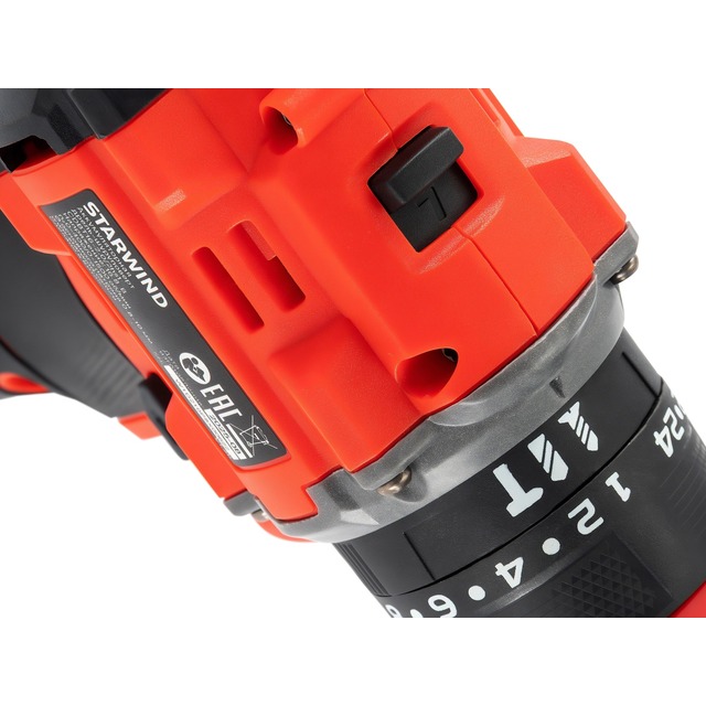 Дрель-шуруповерт Starwind CDBT16-2.0 / 2hs1 (Цвет: Red) Дрель-шуруповерт Starwind CDBT16-2.0 / 2hs1 (Цвет: Red)