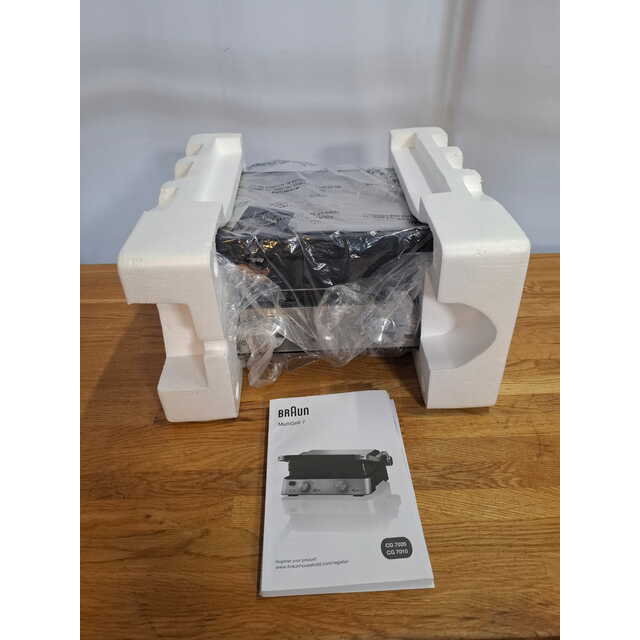 Электрогриль Braun CG7010 (Цвет: Silver / Black)