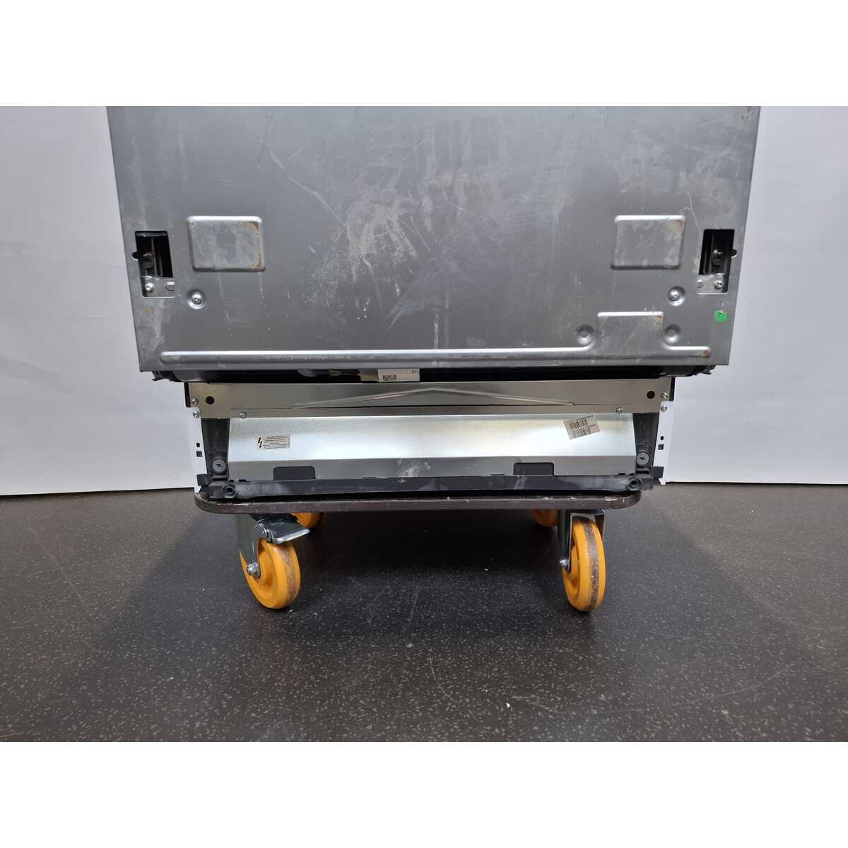 Посудомоечная машина Beko BDIN15532 (Цвет: Inox)
