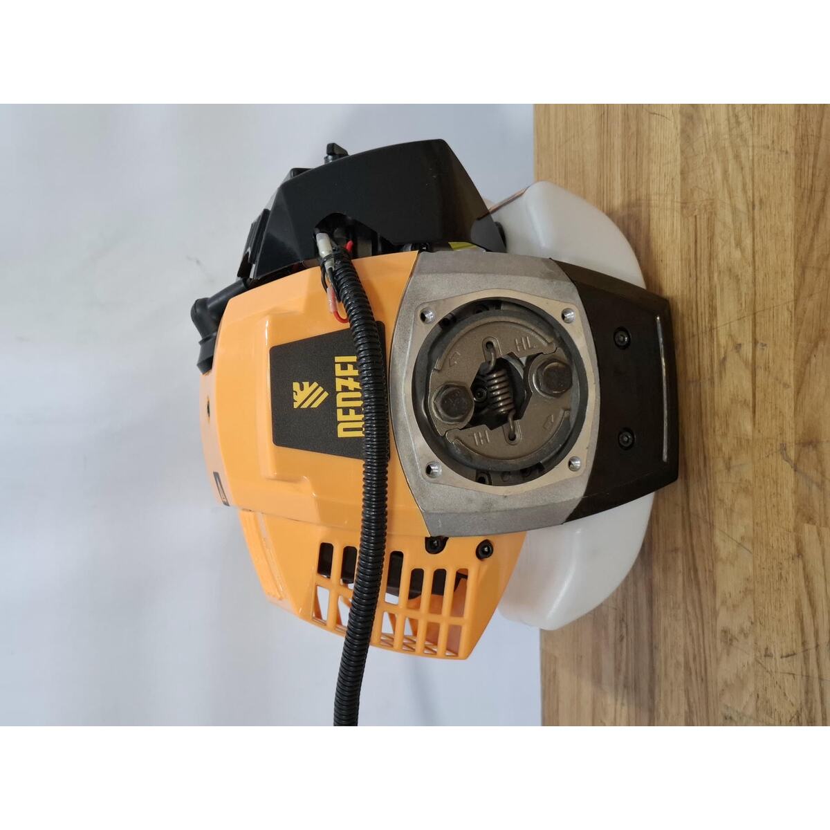 Триммер бензиновый Denzel DT 33 (2-коробки) (Цвет: Yellow)