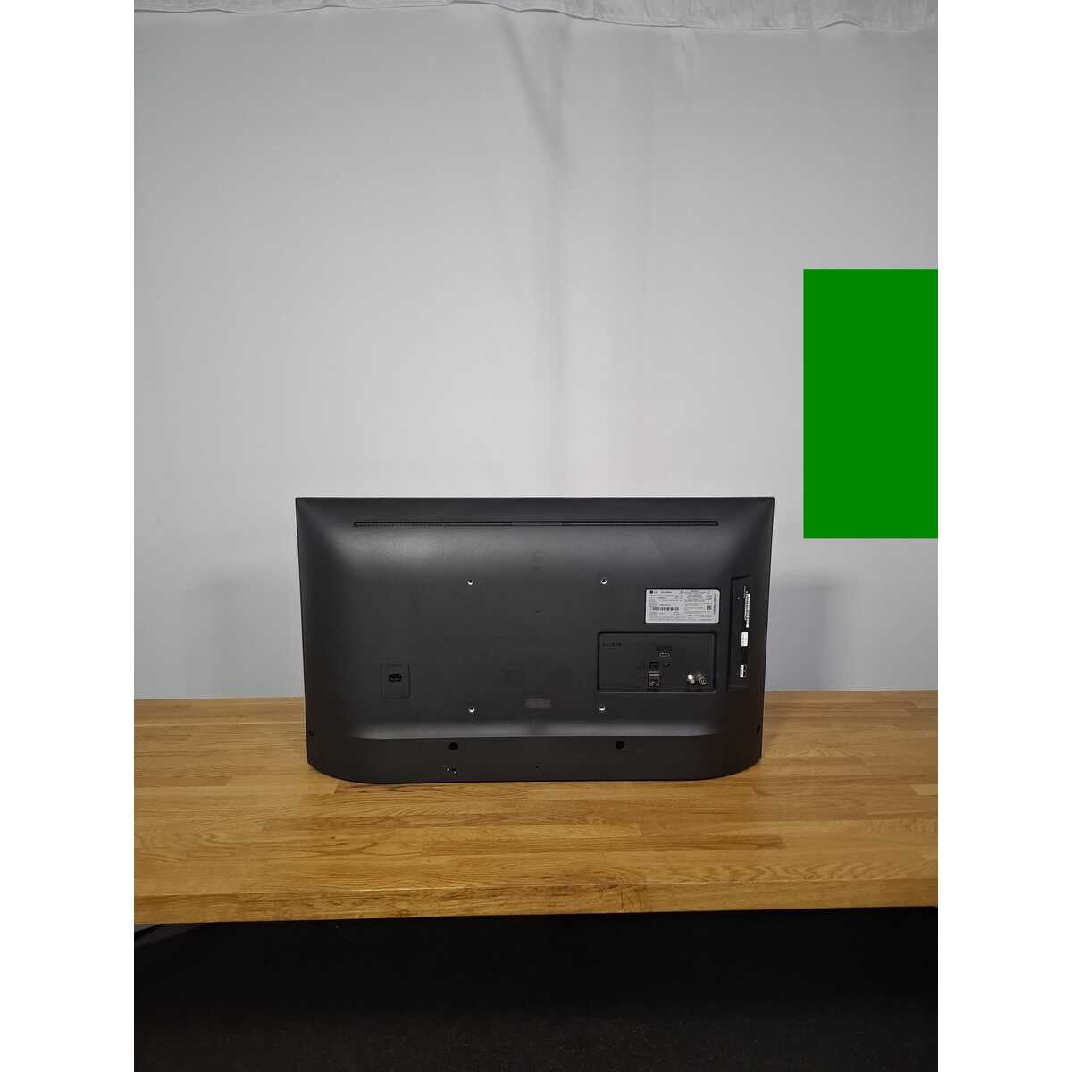 Телевизор LG 32" 32LQ63006LA, черный