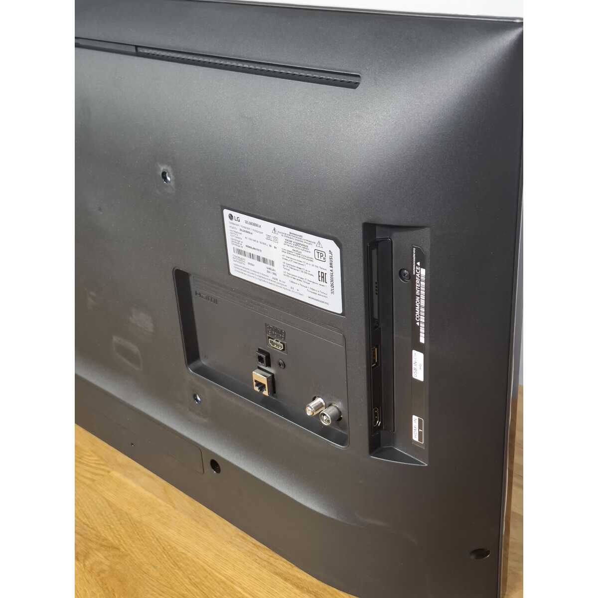 Телевизор LG 32" 32LQ63006LA, черный