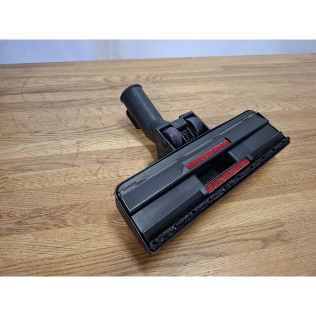 Пылесос Samsung VCC4131S37 (Цвет: Red) Пылесос Samsung VCC4131S37 (Цвет: Red)