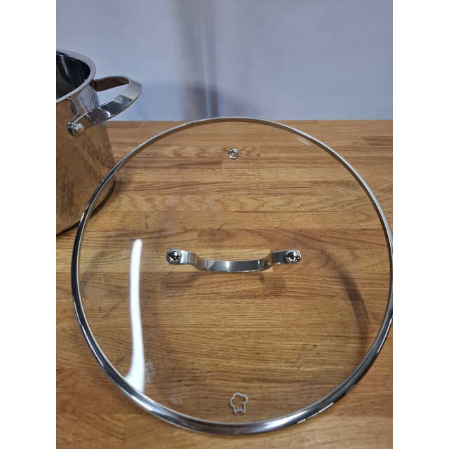 Кастрюля Rondell RainDrops RDS-1295 (Цвет: Inox) Кастрюля Rondell RainDrops RDS-1295 (Цвет: Inox)