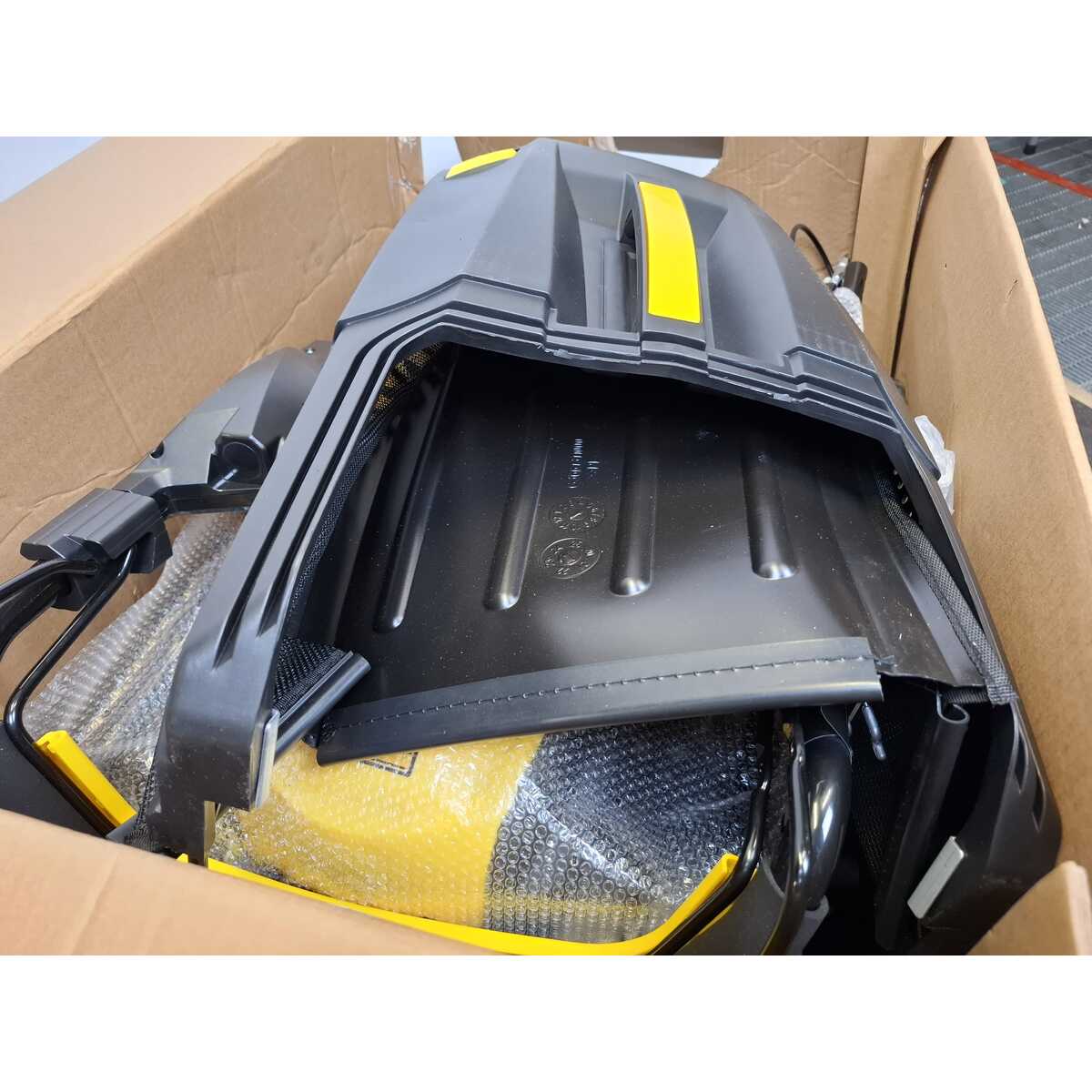 Газонокосилка роторная Champion LMZ5130/1 (Цвет: Yellow/Black)