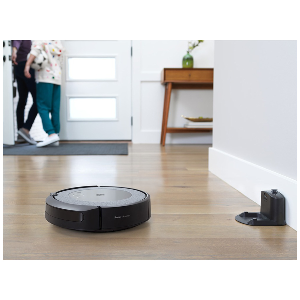 Робот-пылесос iRobot Roomba i3 (Цвет: Black)
