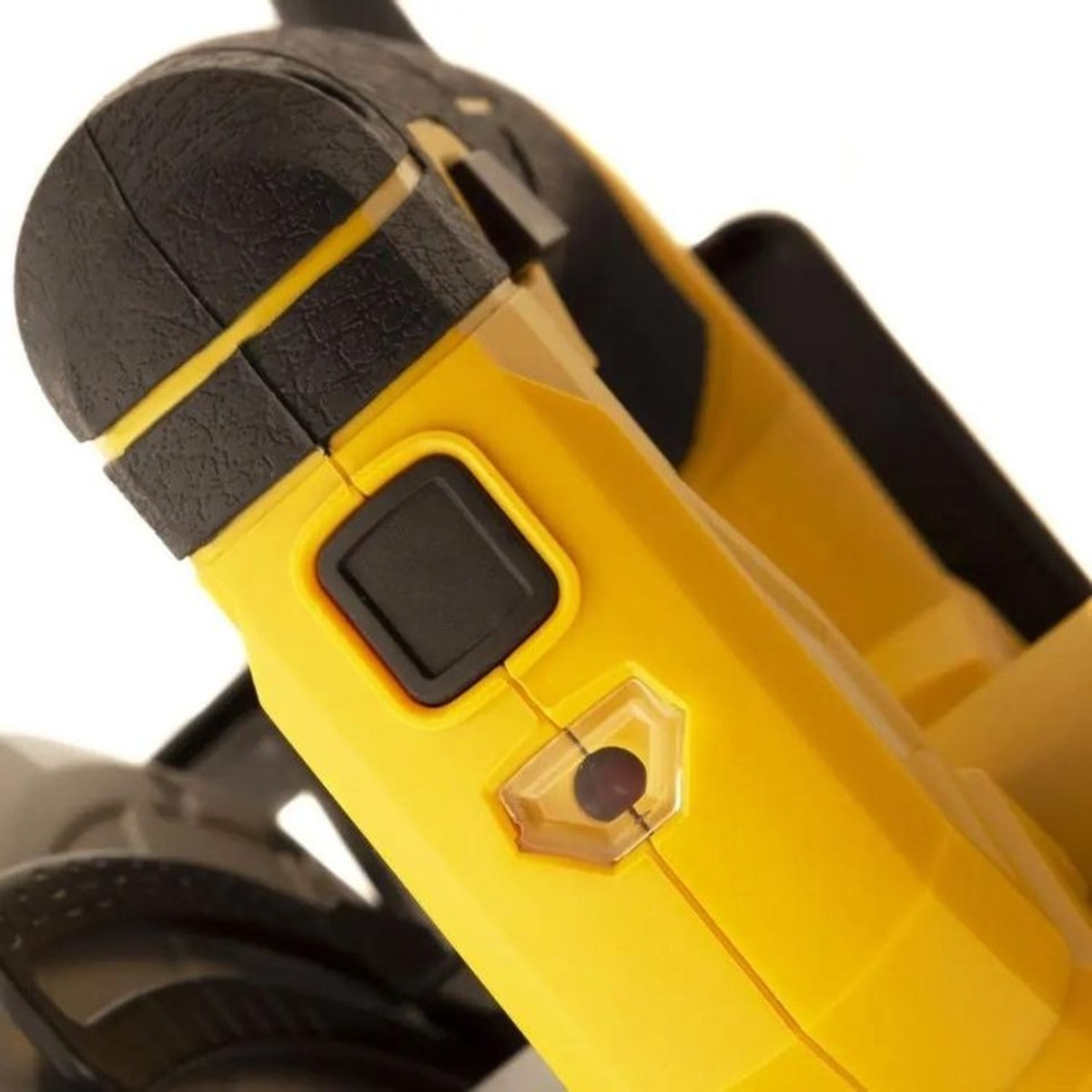 Циркулярная пила (дисковая) Denzel CS-210 (Цвет: Yellow)