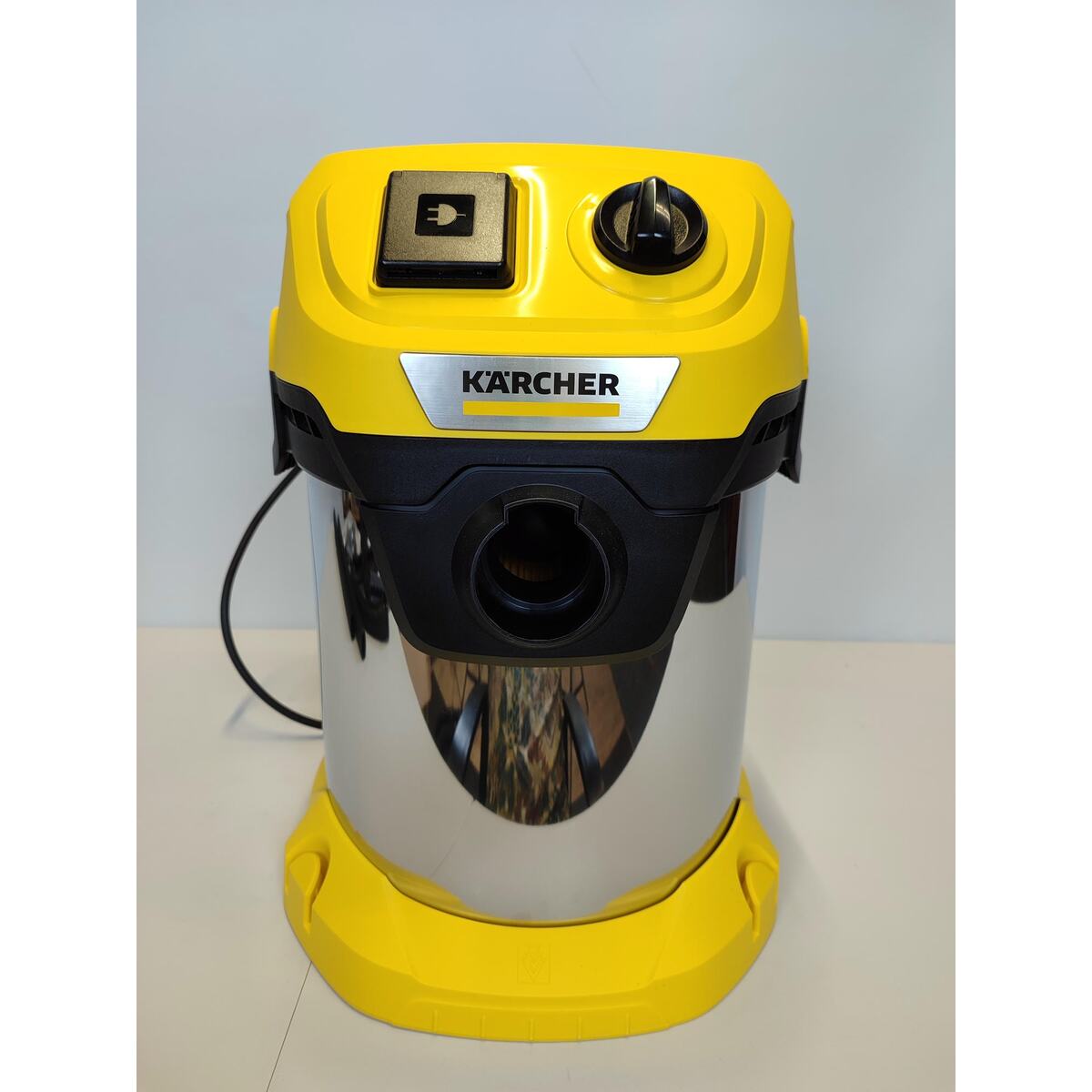 Строительный пылесос Karcher WD 3 P S V-17 / 4 / 20 (Цвет: Yellow)