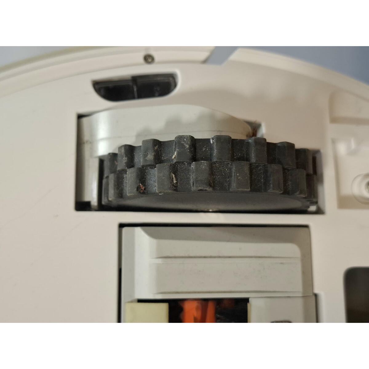 Робот-пылесос DreameBot Robot Vacuum and Mop D9 Plus, белый