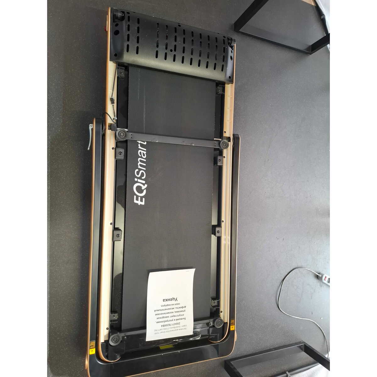 Беговая дорожка EQI Smart T200 (Цвет: Gold / Black)