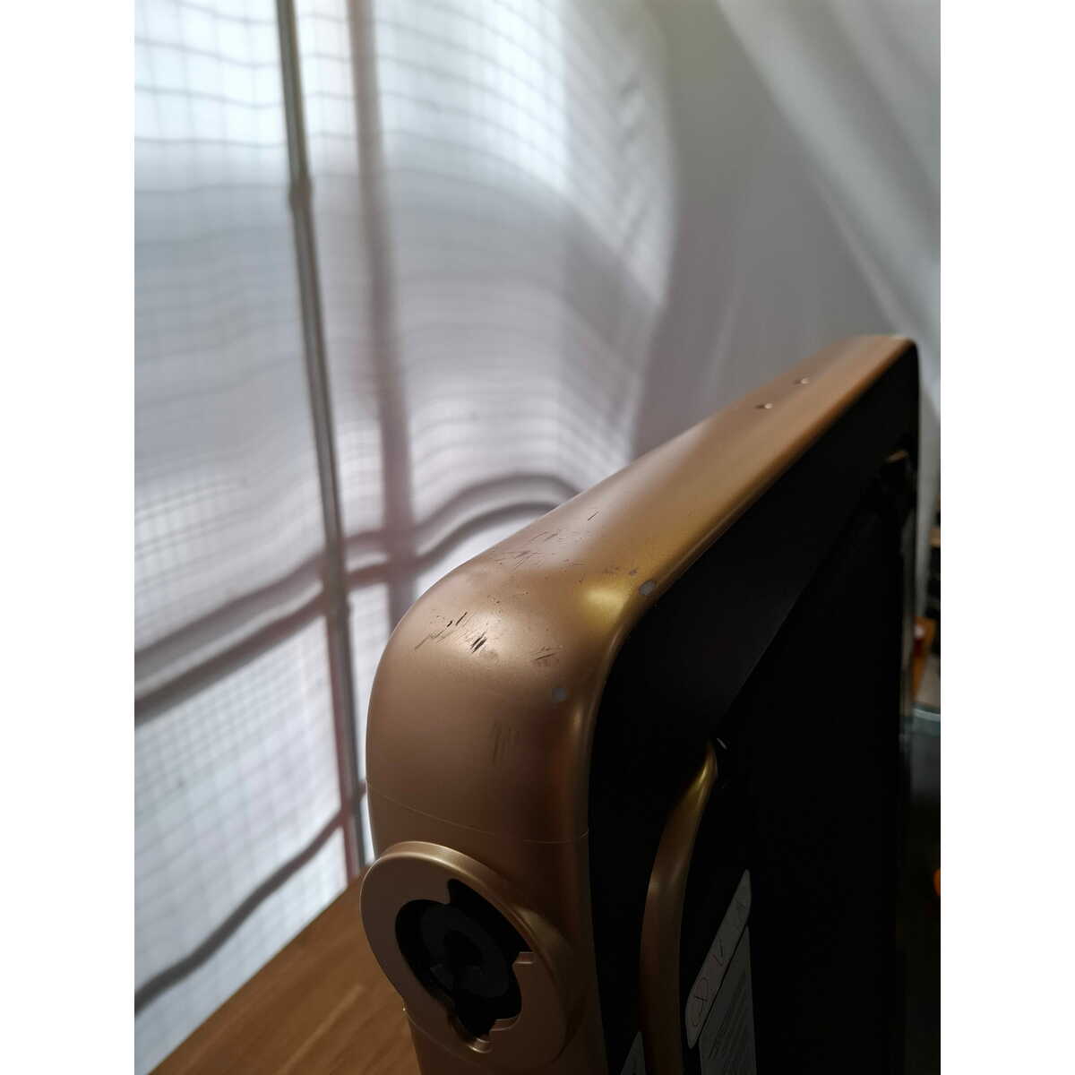 Беговая дорожка EQI Smart T200 (Цвет: Gold / Black)