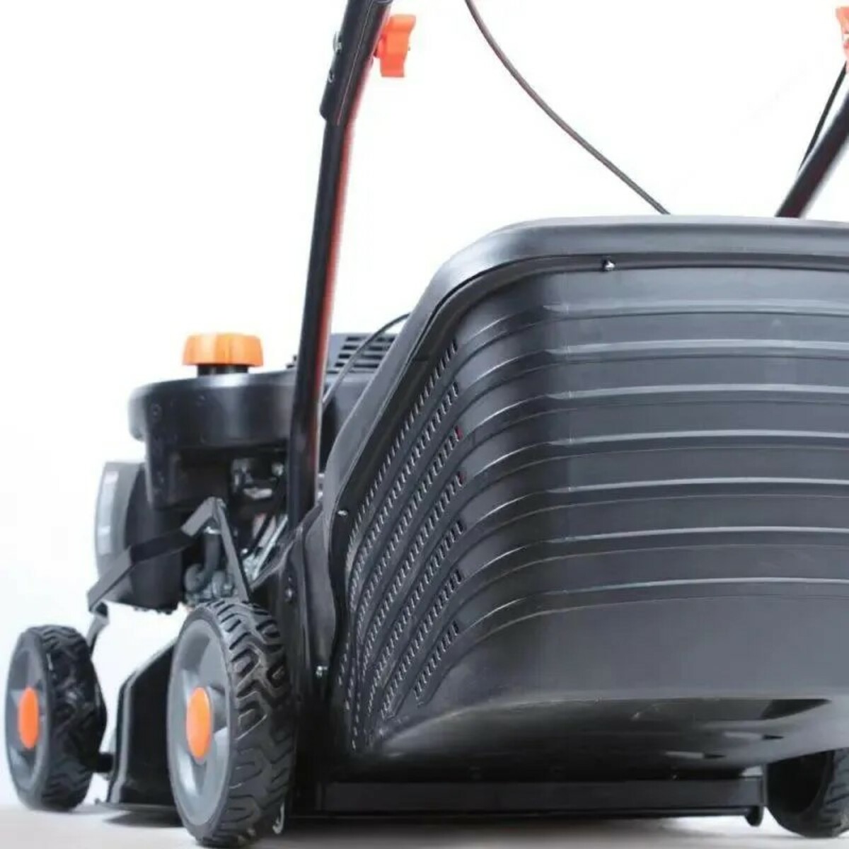Газонокосилка роторная Patriot PT 41LM (Цвет: Black / Orange)