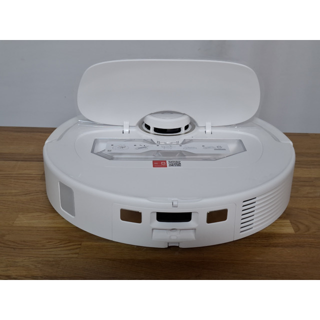 Робот-пылесос Roborock Qrevo MaxV With Refaill and Drainage System, белый