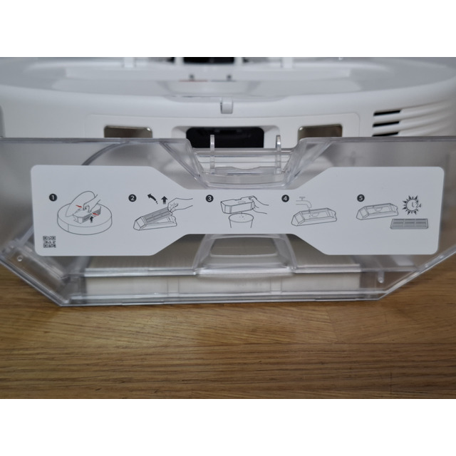 Робот-пылесос Roborock Qrevo MaxV With Refaill and Drainage System, белый