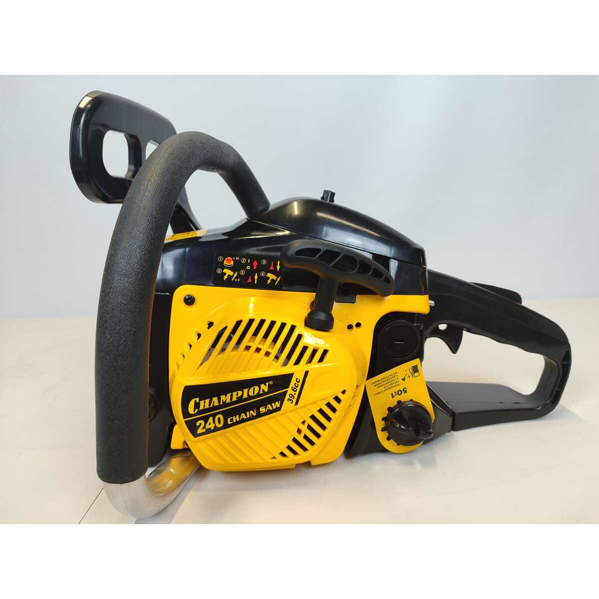 Бензопила Champion 240-16 (Цвет: Yellow)
