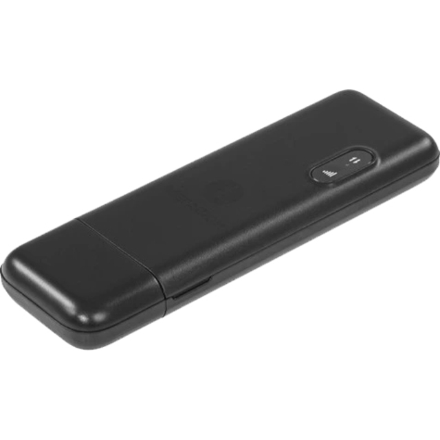 Модем 2G / 3G / 4G МегаФон M150-4, черный Модем 2G / 3G / 4G МегаФон M150-4, черный