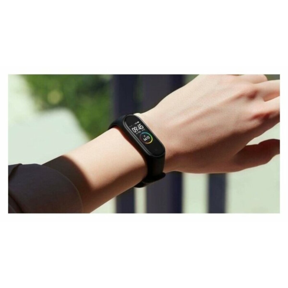 Фитнес-браслет Xiaomi Mi Band 5 BHR4219RU (Цвет: Black)