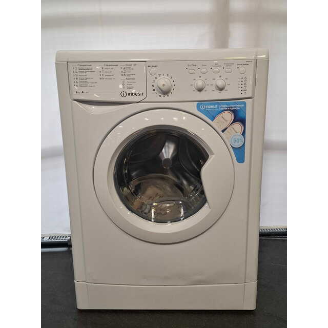 Стиральная машина Indesit IWSC 6105, белый Стиральная машина Indesit IWSC 6105, белый