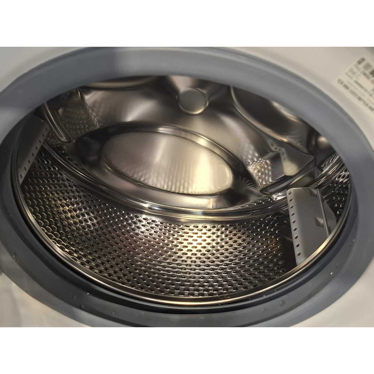 Стиральная машина Indesit IWSC 6105, белый