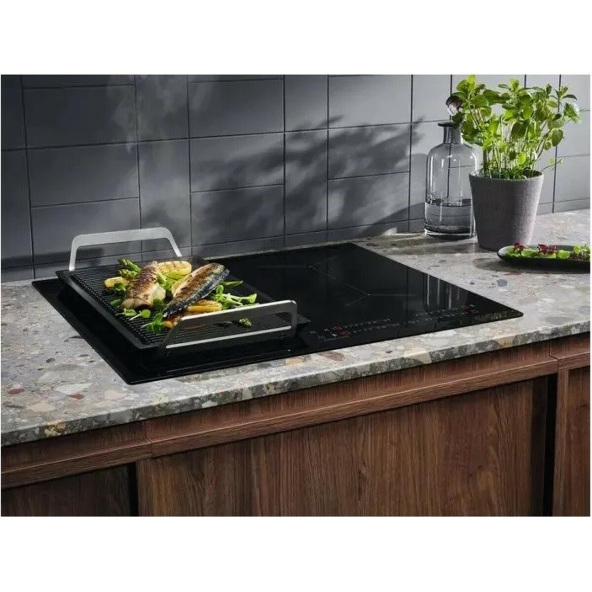 Варочная панель Electrolux EIV634 (Цвет: Black)