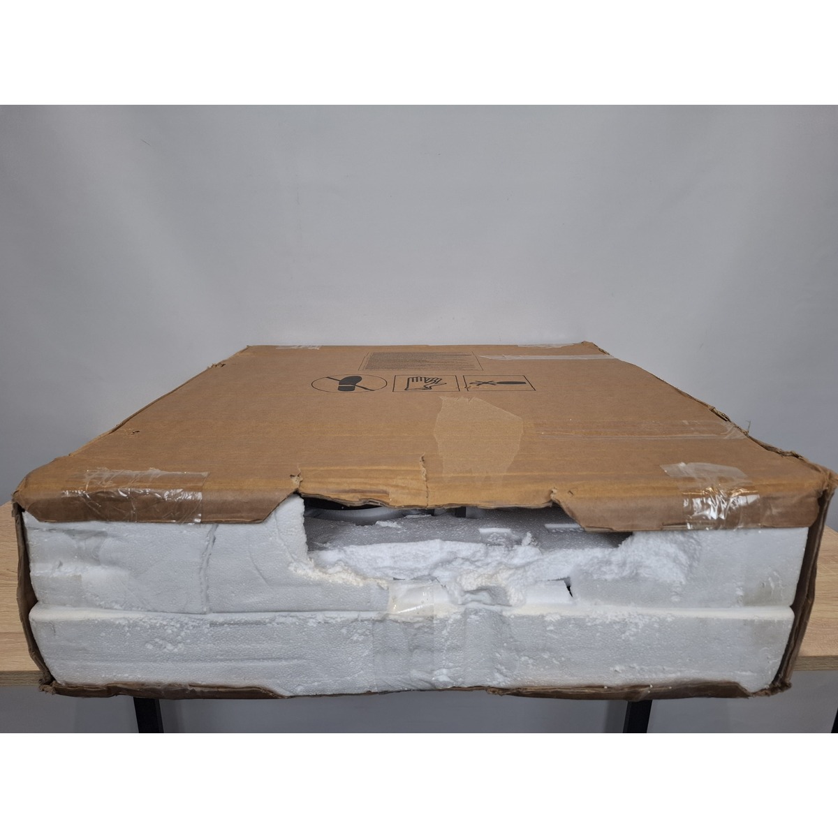 Газовая варочная поверхность INDESIT INGT 61 IC/BK (Цвет: Black)