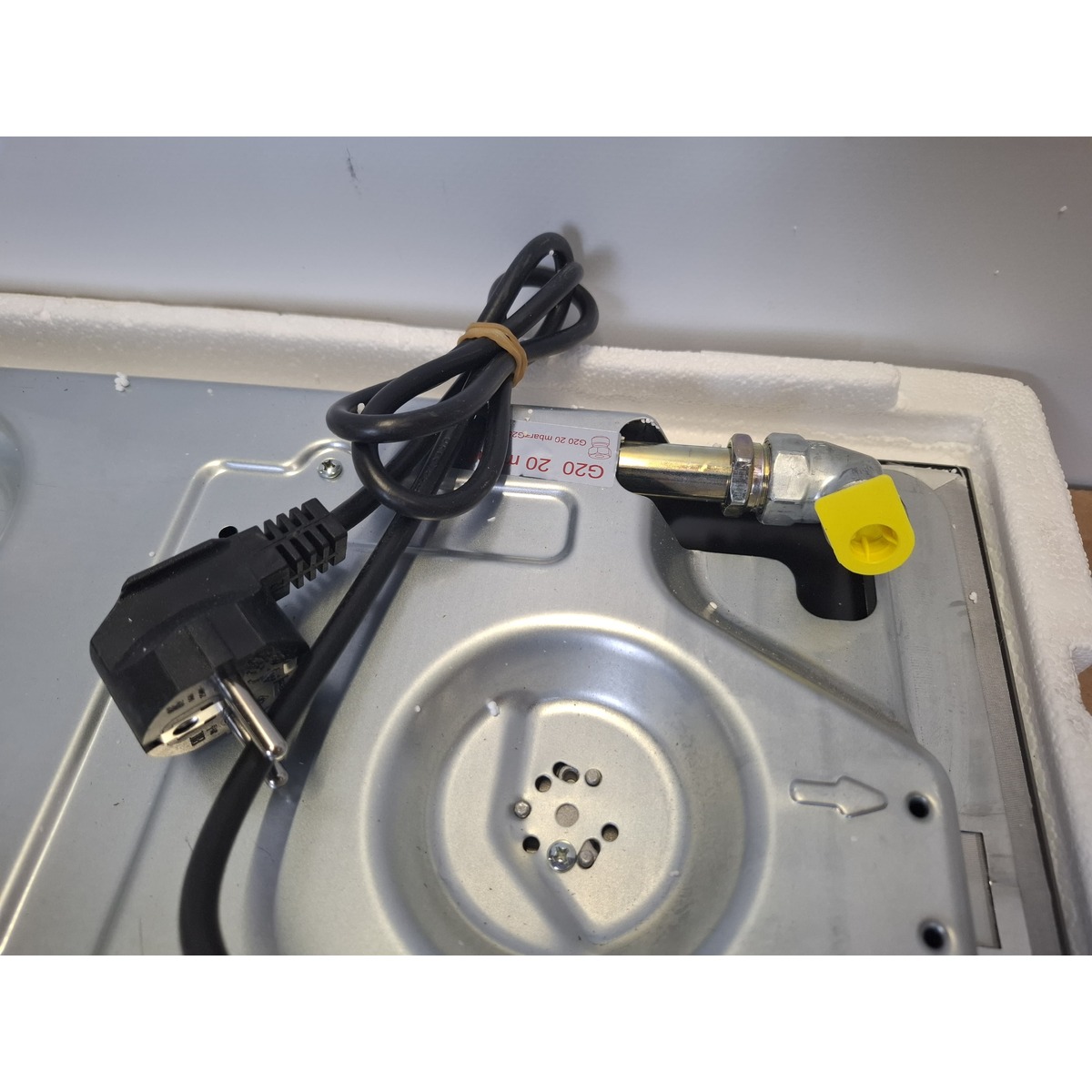 Газовая варочная поверхность INDESIT INGT 61 IC/BK (Цвет: Black)