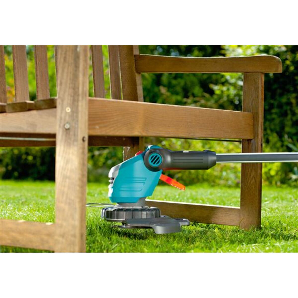 Триммер электрический Gardena ComfortCut 450 / 25 (Цвет: Blue)